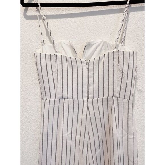 NBD Papillon Jumpsuit - Picture 7 of 9